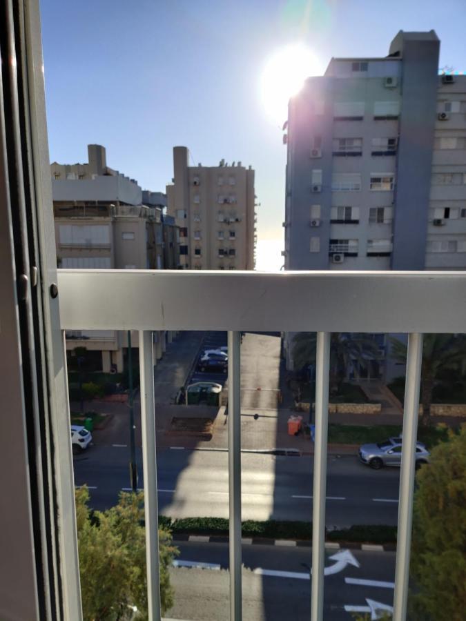 Migdal Luxury Suites Netanya J29 Buitenkant foto