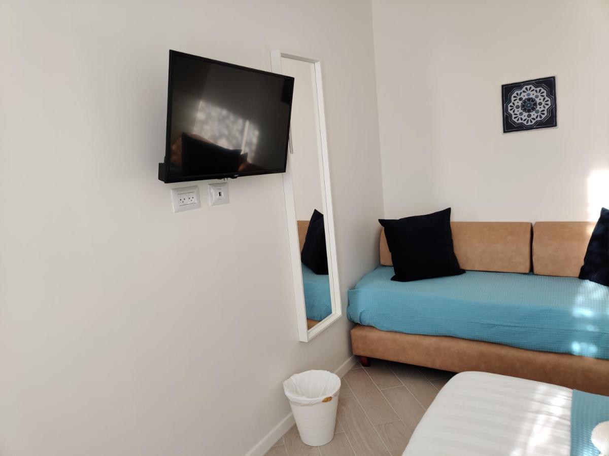 Migdal Luxury Suites Netanya J29 Buitenkant foto