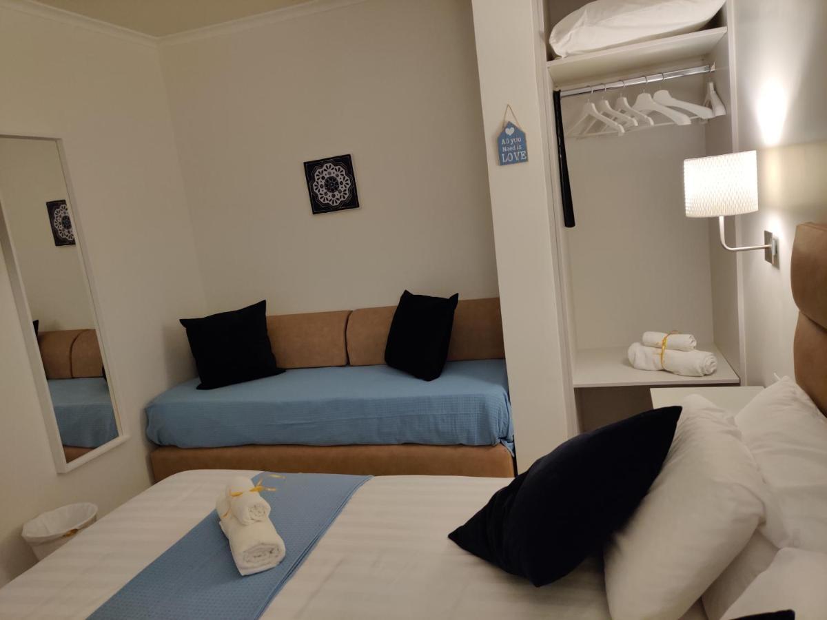 Migdal Luxury Suites Netanya J29 Buitenkant foto