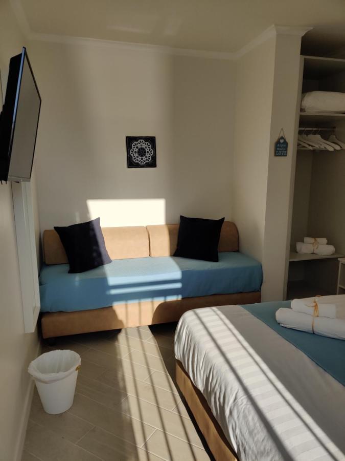 Migdal Luxury Suites Netanya J29 Buitenkant foto