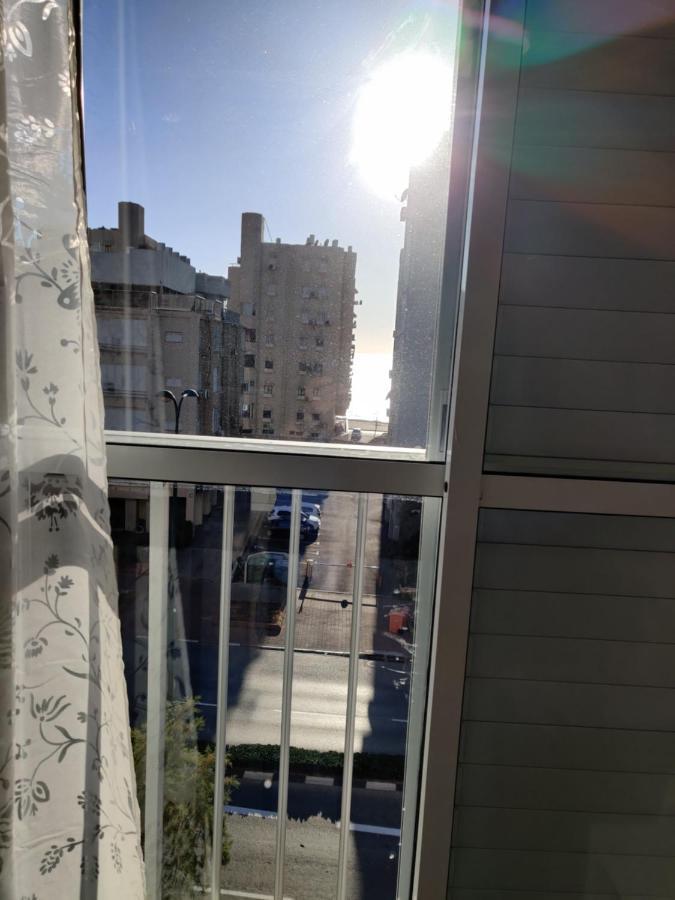 Migdal Luxury Suites Netanya J29 Buitenkant foto
